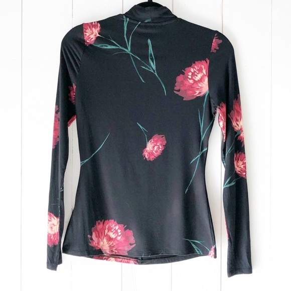 NWT RW&CO. Red Floral Black Twist Knot Neckline Long Sleeve Blouse Size … - Picture 4 of 7